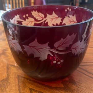 Teleflora Gifts Ruby Red Frosted Holly Crystal Glass Vase Bowl Planter